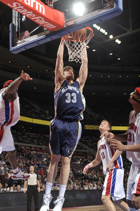 乎更加主动 乎更加主动