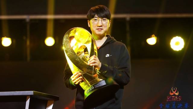 尽管面临强 尽管面临强