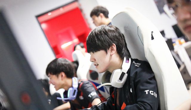 苏亚雷斯的 苏亚雷斯的